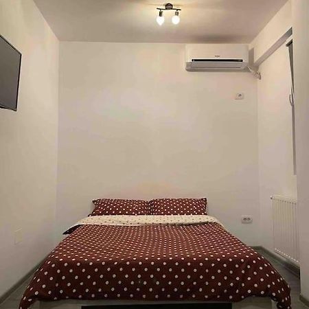 Garsoniera Militari Residence Chiajna Екстер'єр фото