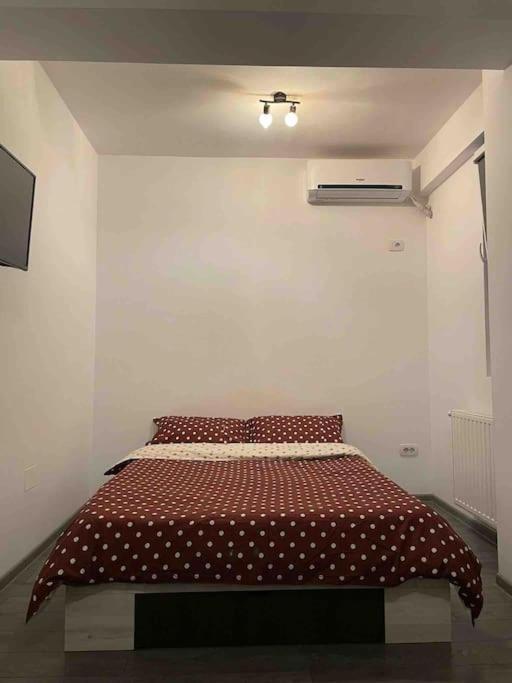 Garsoniera Militari Residence Chiajna Екстер'єр фото